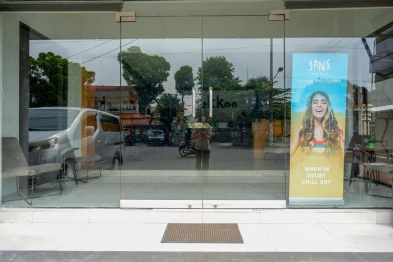 Sans Hotel Ekkon Yogyakarta By Reddoorz Ngabean Zewnętrze zdjęcie